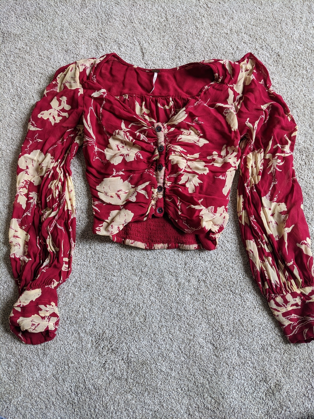Free People Red Floral Ruched Button-Front Crop Top Blouse - Picture 1 of 5